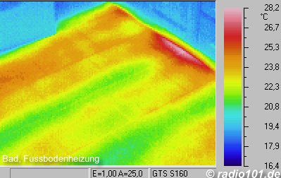 W&auml;rmebilder: Fussbodenheizung - Infrarotaufnahme / W&auml;rmebild / Thermografische Aufnahme